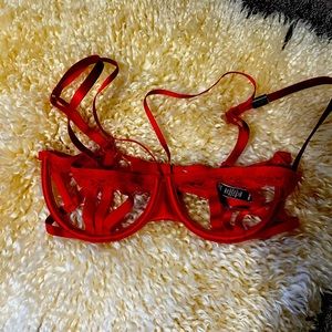 VS Balconet Red Starp Bra